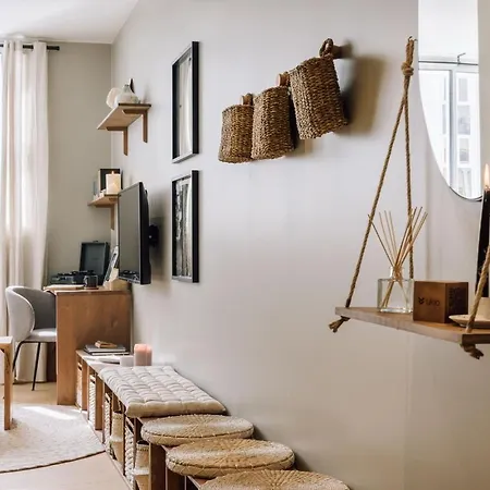 Penida - 1 Bedroom In Saldanha Lägenhet